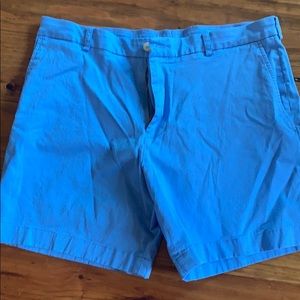 Southern Tide blue shorts